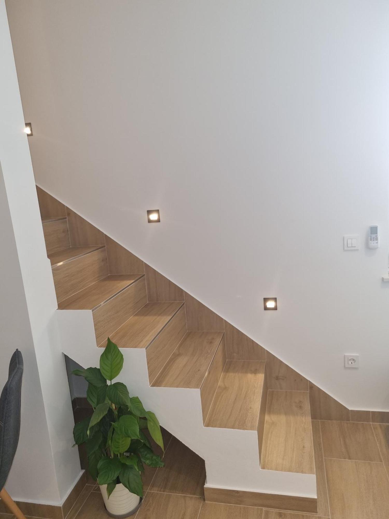 Marich Homestay دوبروفينك المظهر الخارجي الصورة